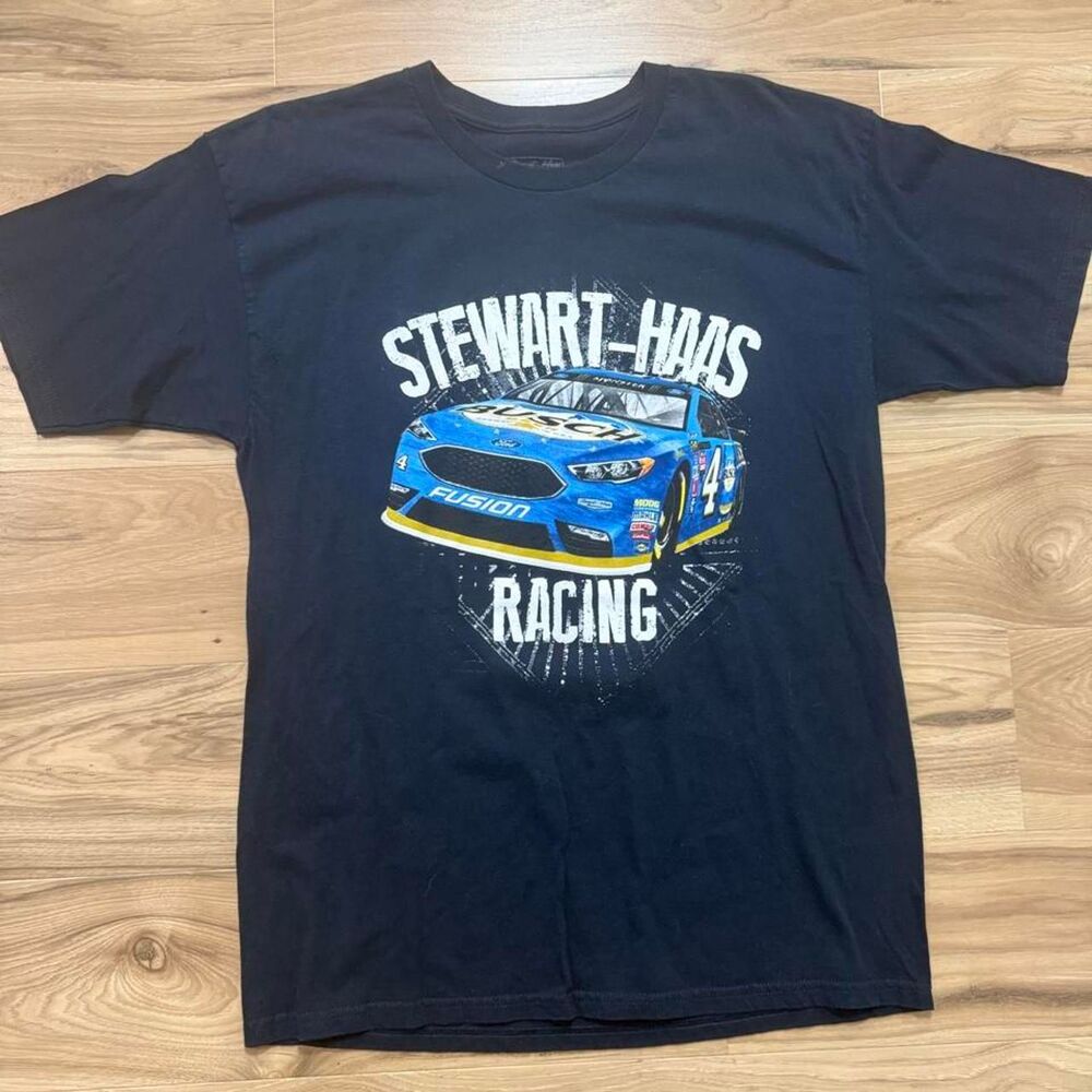 NASCAR Stewart-Haas Racing graphic number 4 Kevin Harvick tee size large